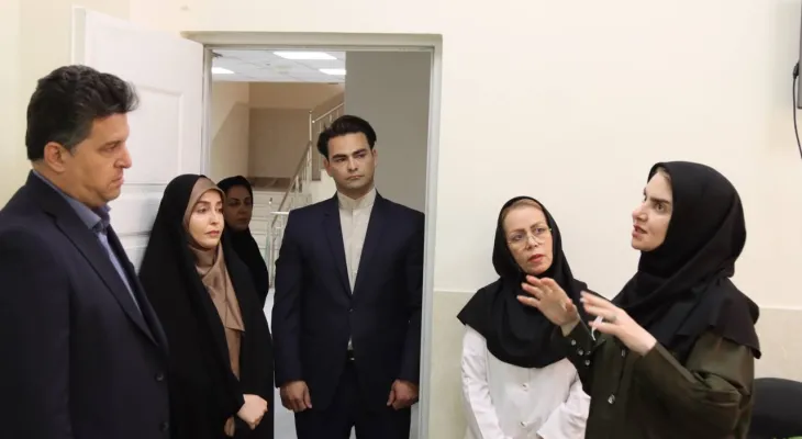 بازدید فرماندار فردیس از مرکز مردمی نفس