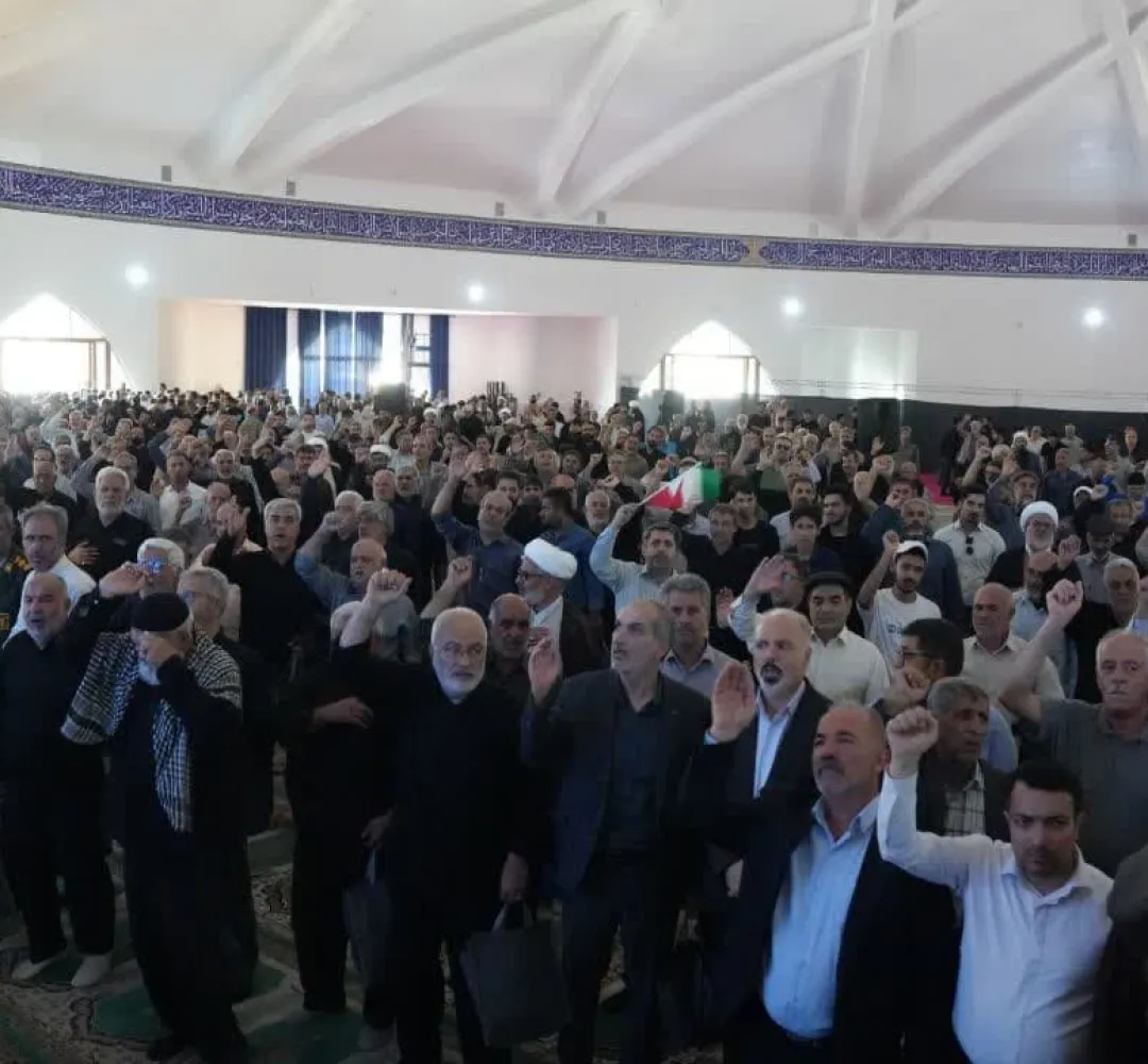 اولین نماز جمعه در مصلی جدید فردیس