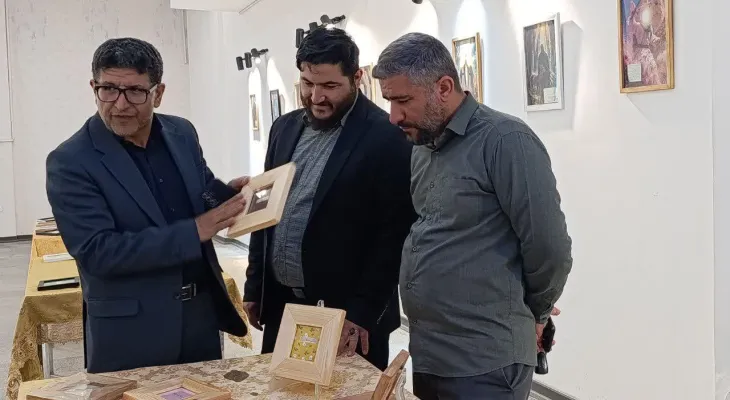 بازدیدمدیرکل فرهنگ‌و‌ارشاد البرز درنمایشگاه هنری حَرا