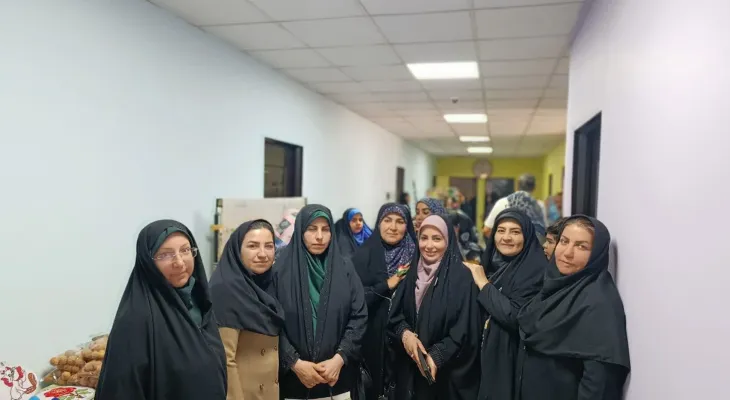 بانوان هنرمند از تولید آثار هنری می‌گویند