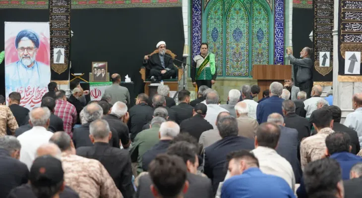 آئین بزرگداشت رهبرشهید در فردیس برگزار شد